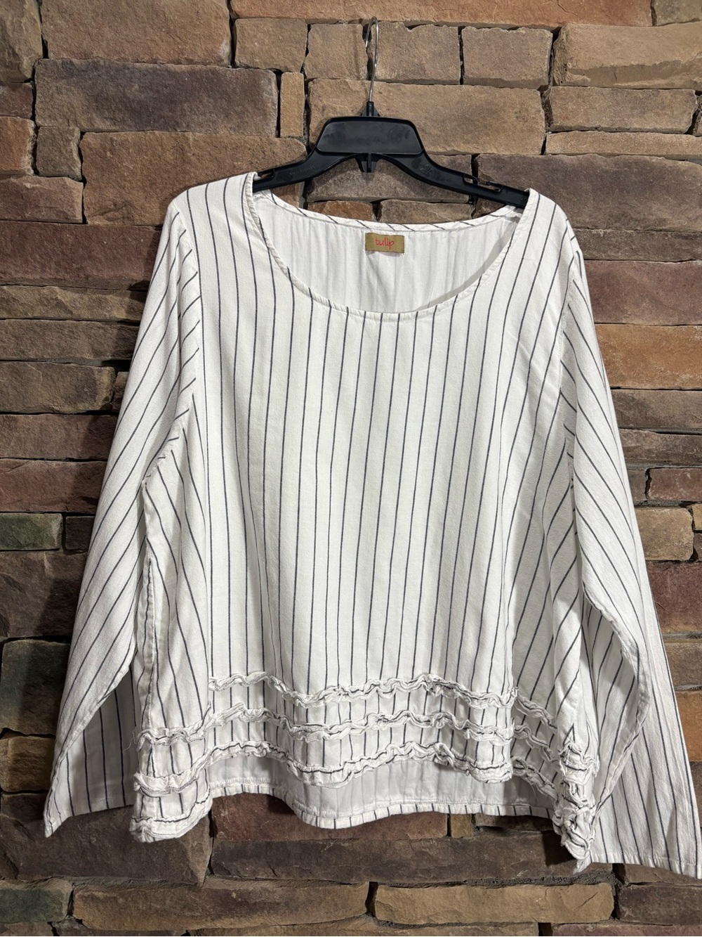 Tulip Vertical Striped Ruffled Hem Top Sz XL
